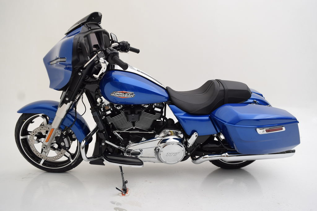 Street Glide®