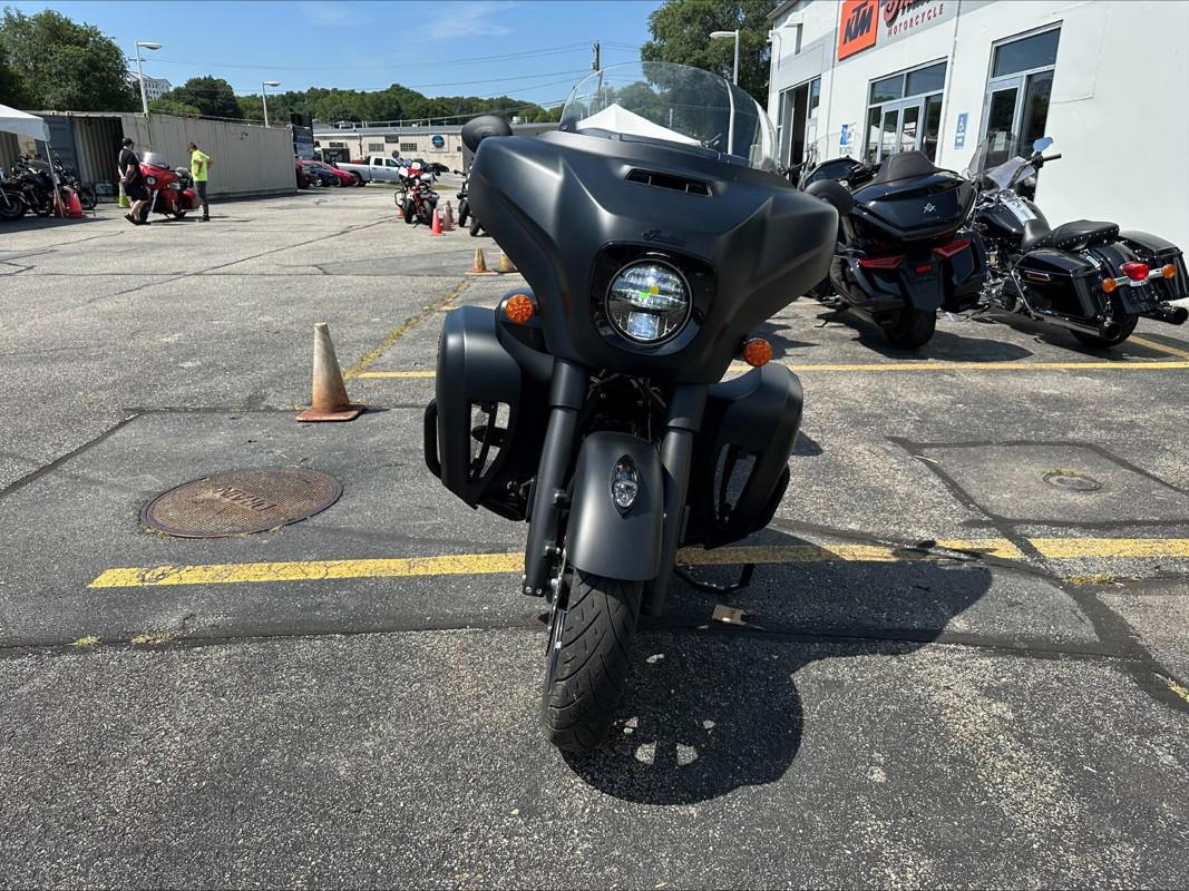 Roadmaster Dark Horse