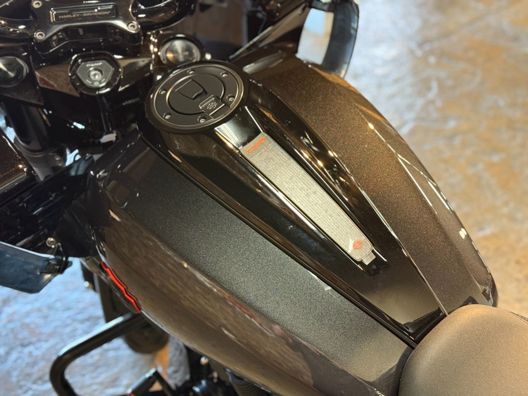 CVO® Road Glide®