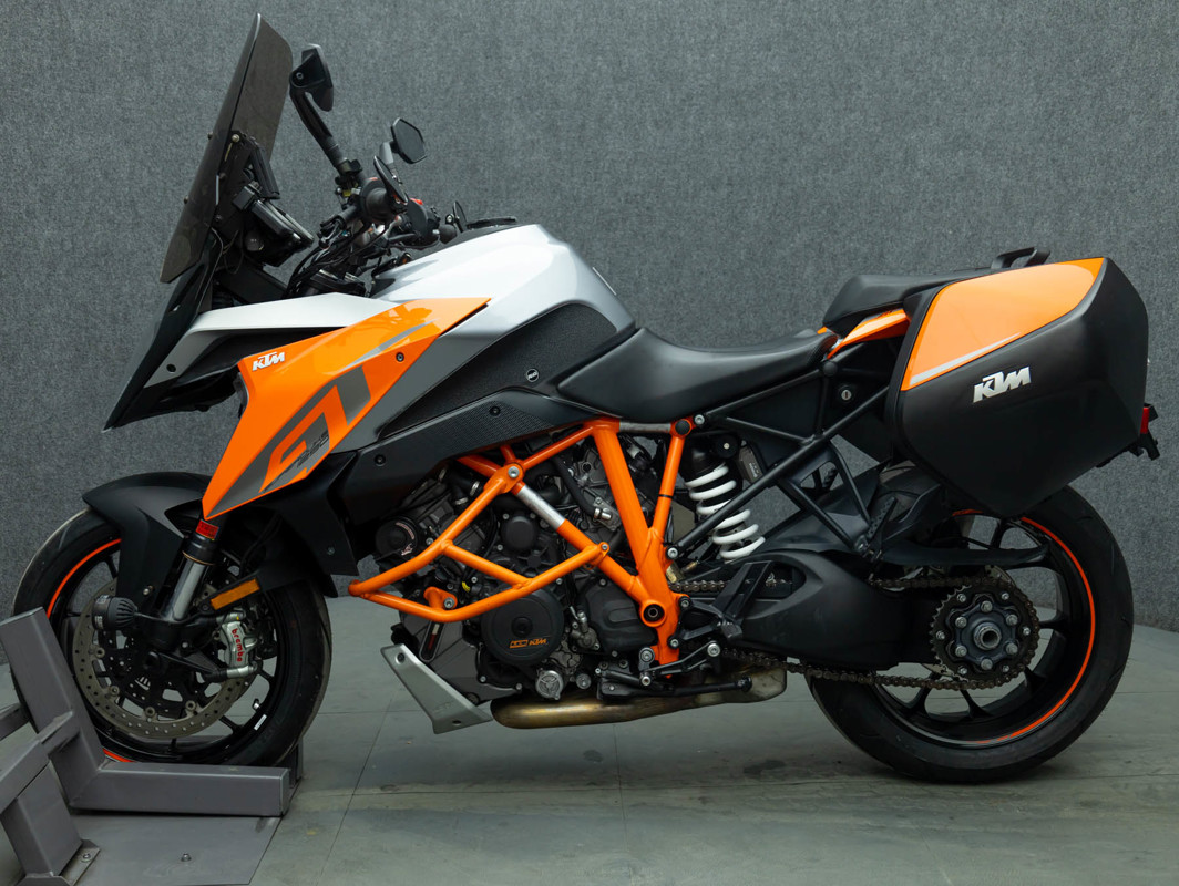 1290 Super Duke GT