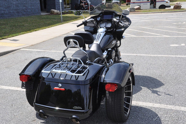 Road Glide® 3