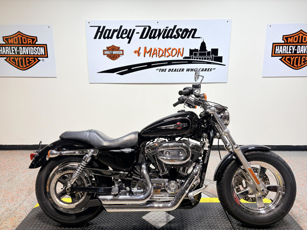 Sportster® 1200 Custom