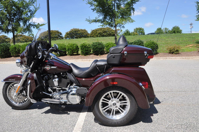 Tri Glide® Ultra