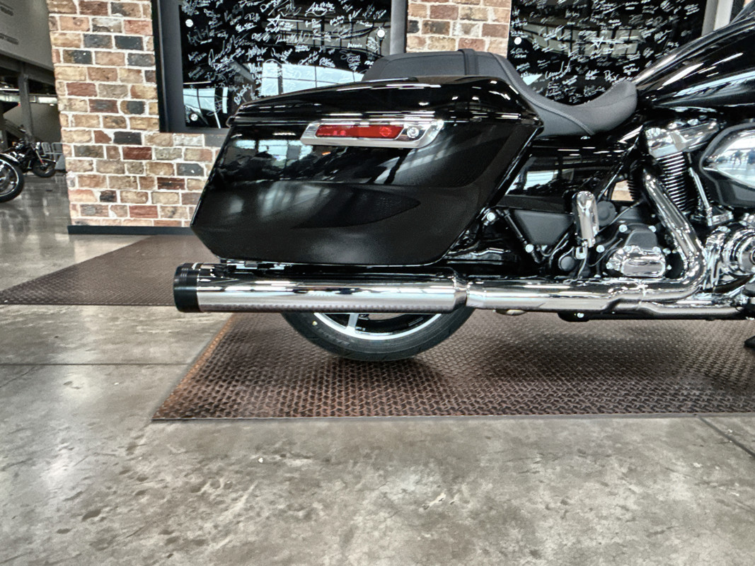 Road Glide®
