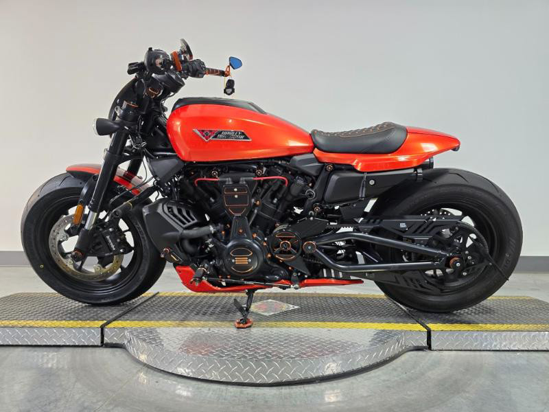 Sportster® S