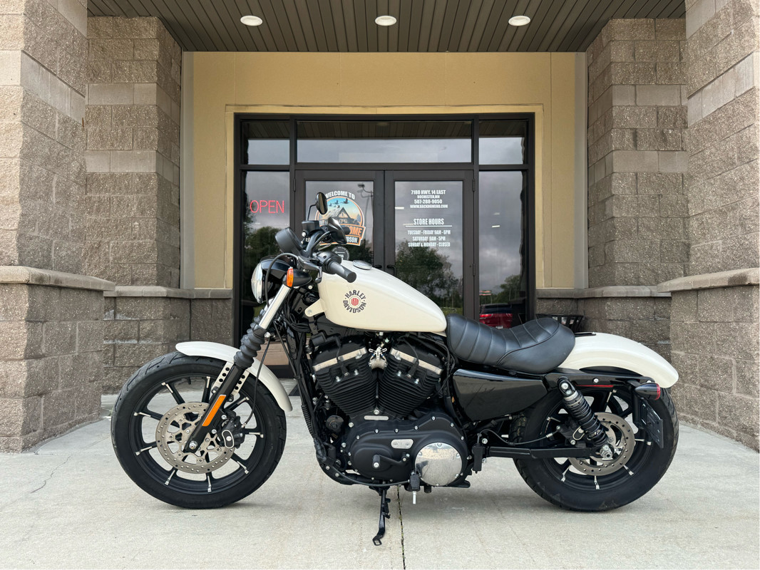 Iron 883®