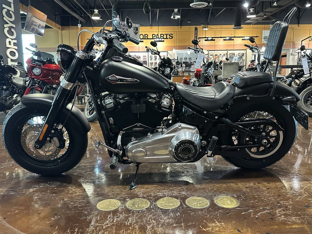 Softail® Slim®