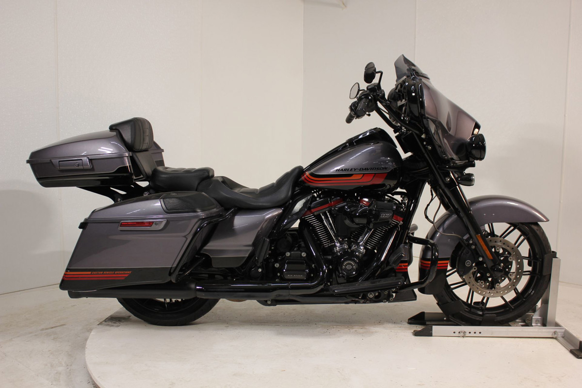 CVO® Street Glide®
