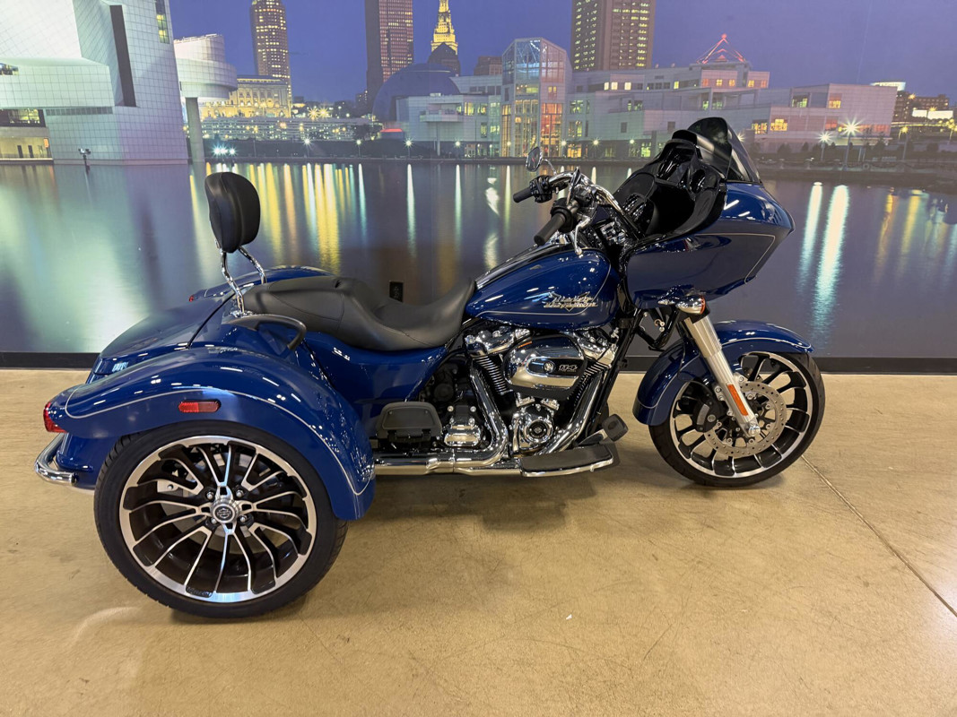 Road Glide® 3
