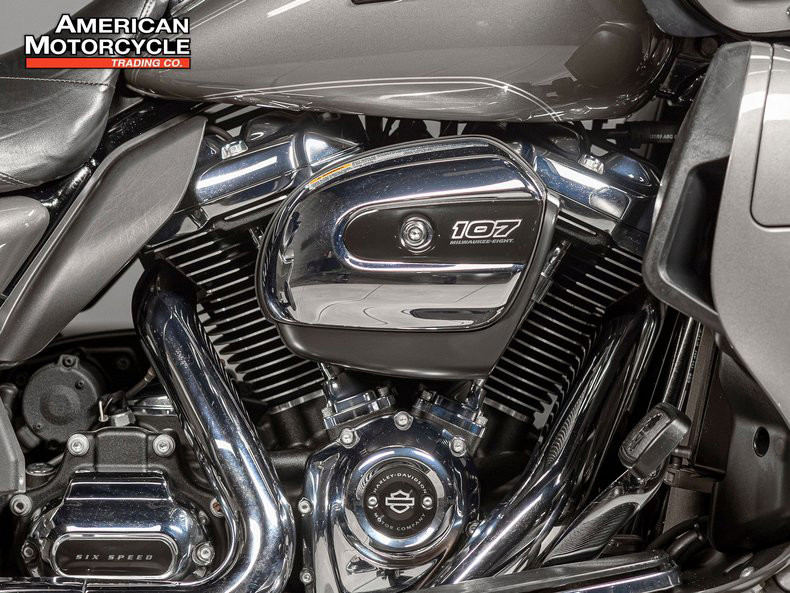 Road Glide® Ultra