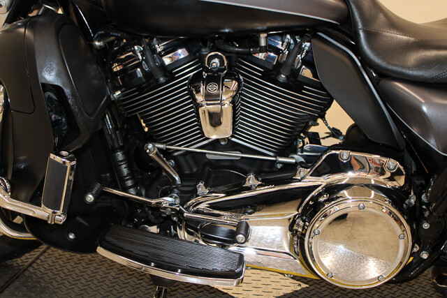 Electra Glide® Ultra Limited® Low