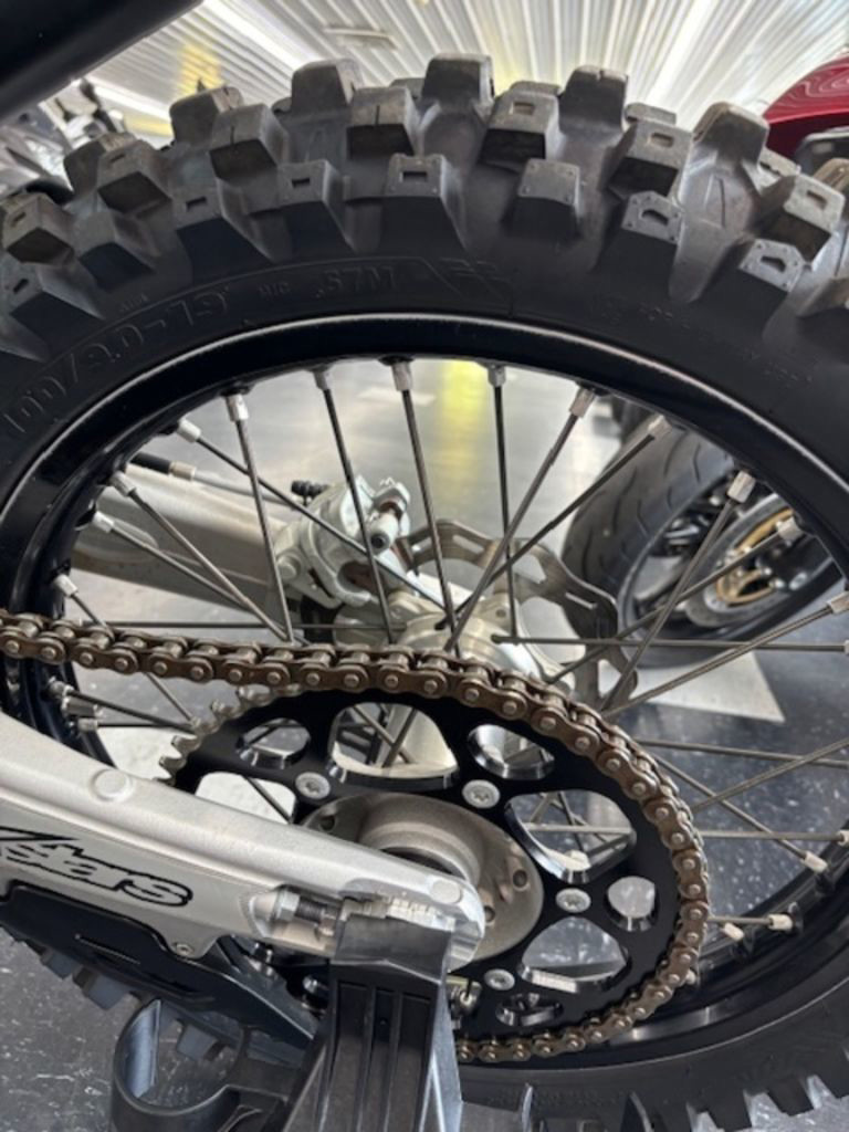 125 SX
