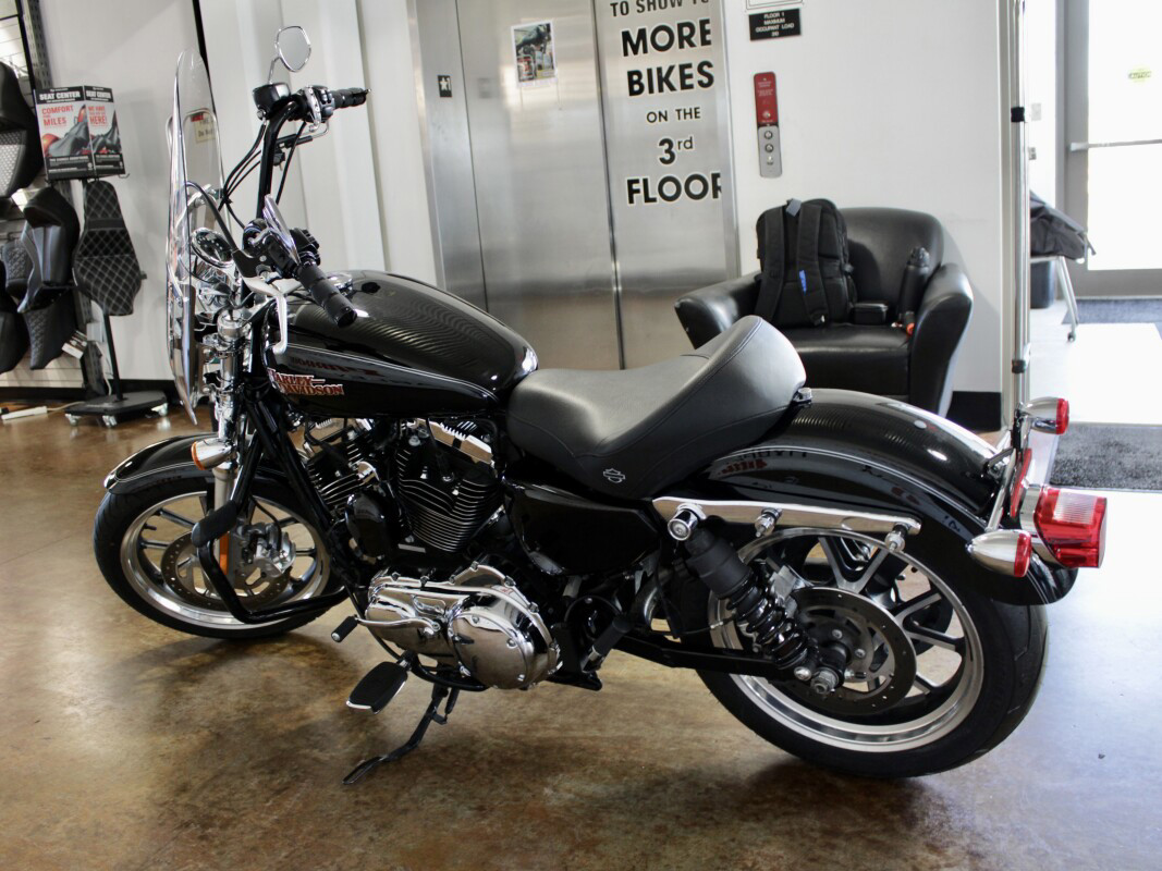 Sportster® SuperLow® 1200T