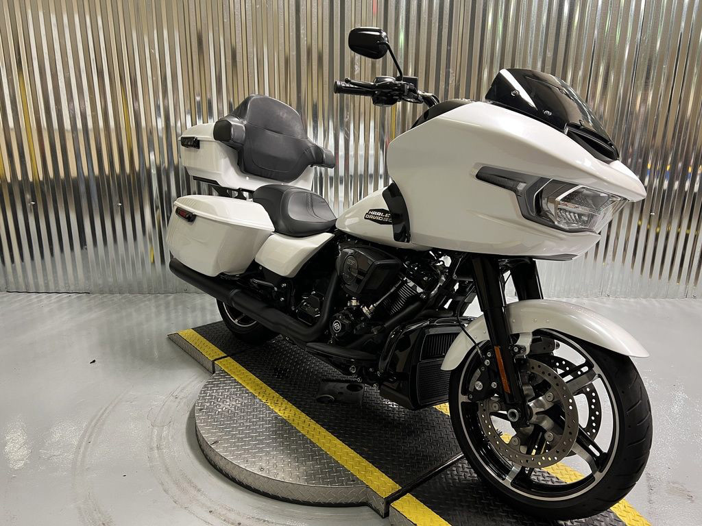Road Glide®