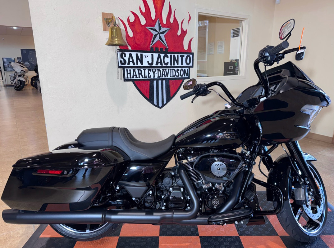 Road Glide®
