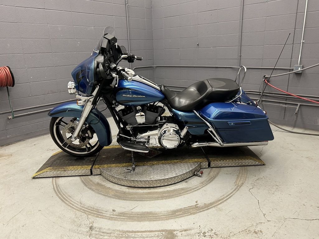 Street Glide®