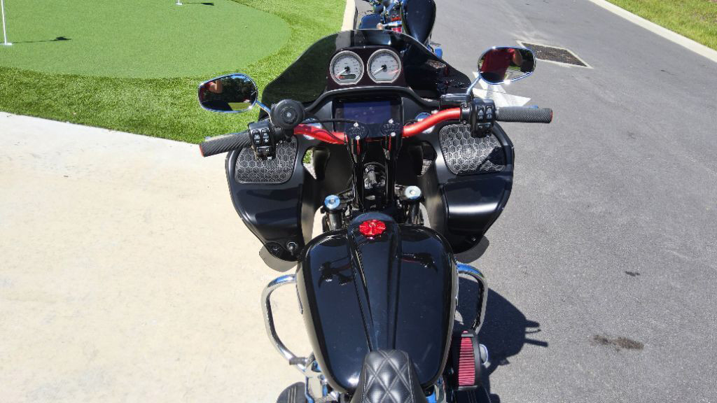 Road Glide®