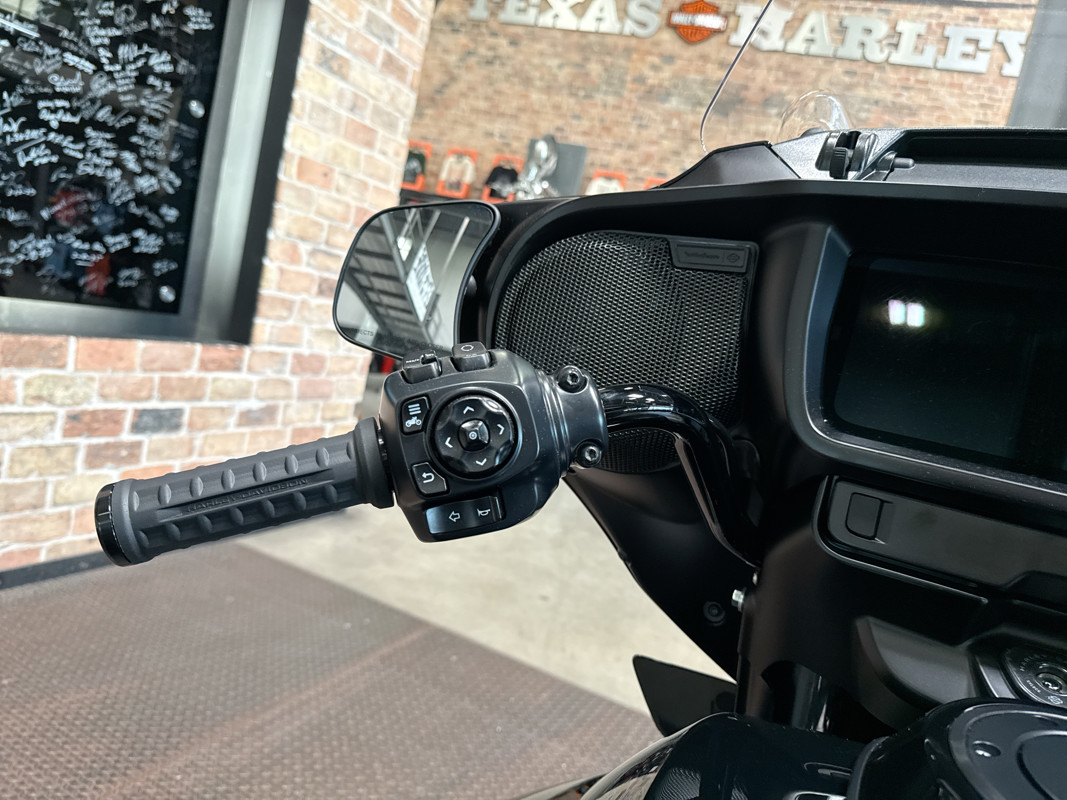 Street Glide® Ultra