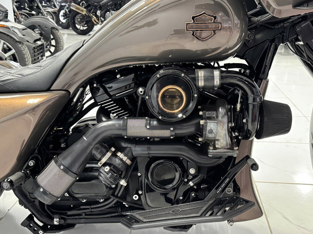 Road Glide® Special