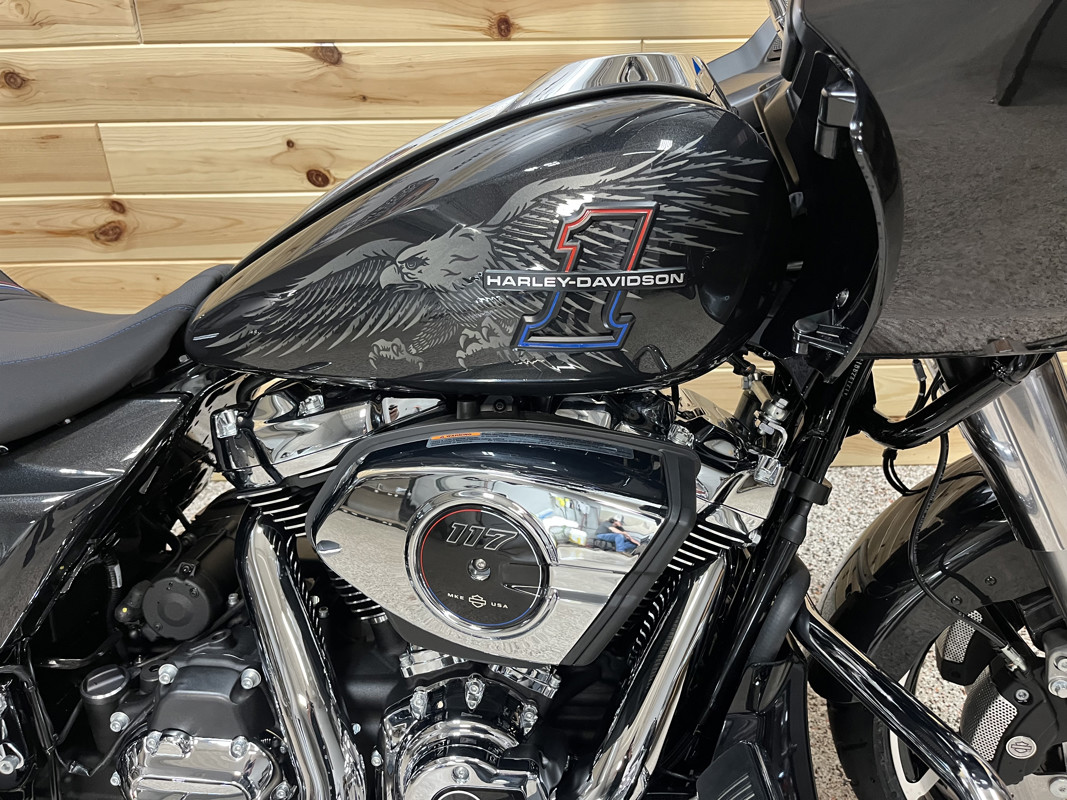Road Glide®
