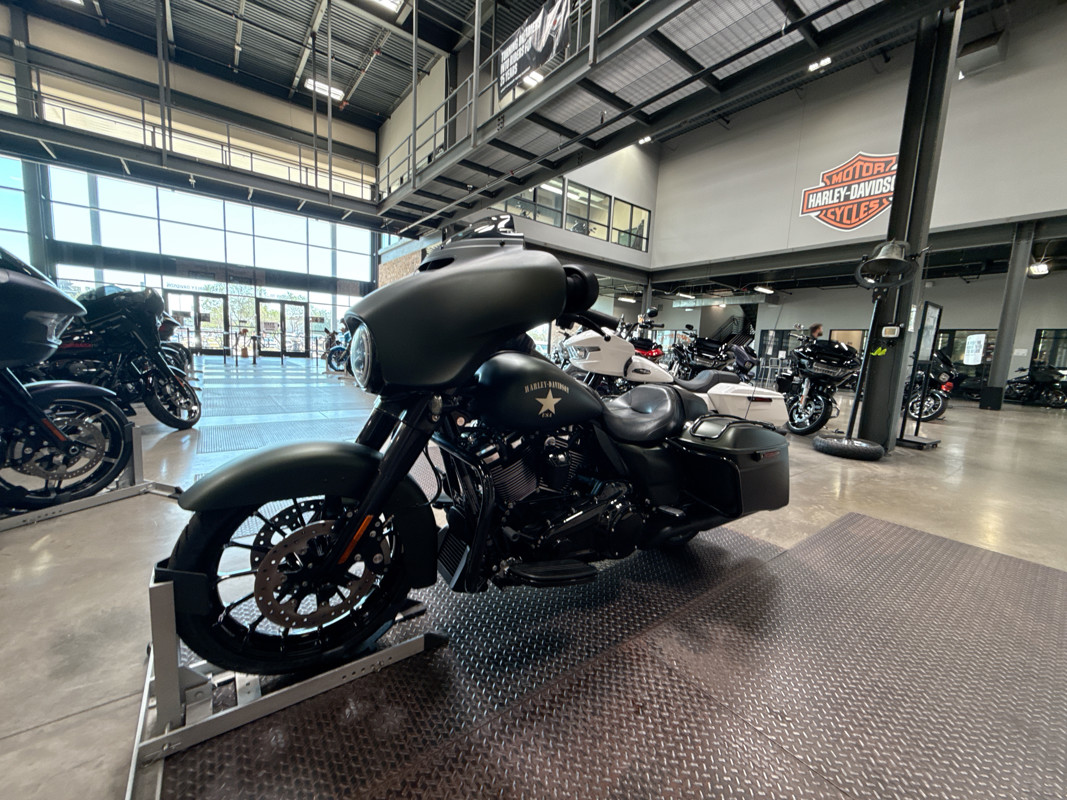 Street Glide® Special