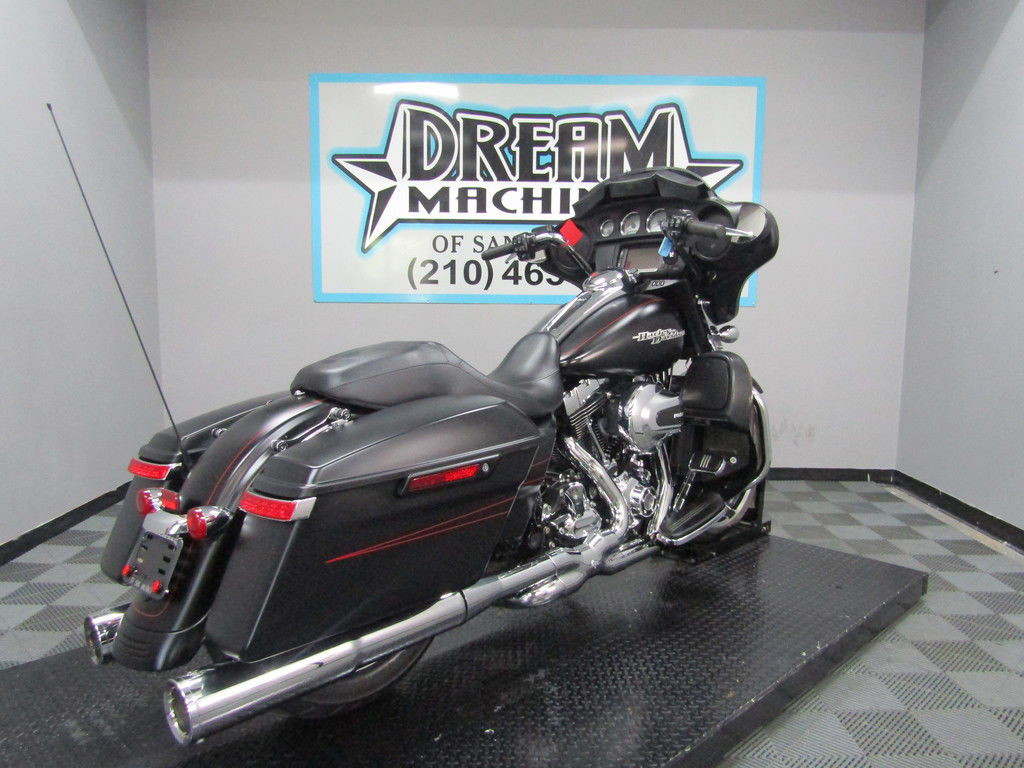 Street Glide® Special