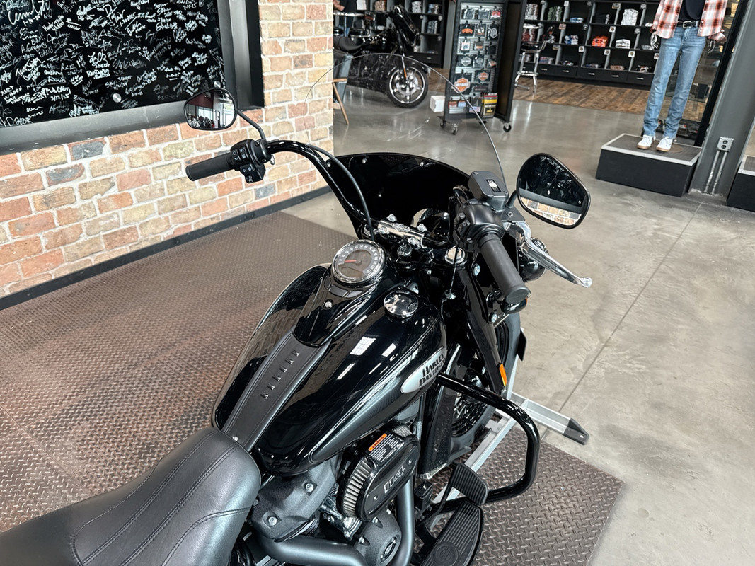 Heritage Classic 114