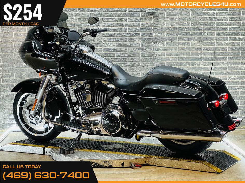 Road Glide® Custom