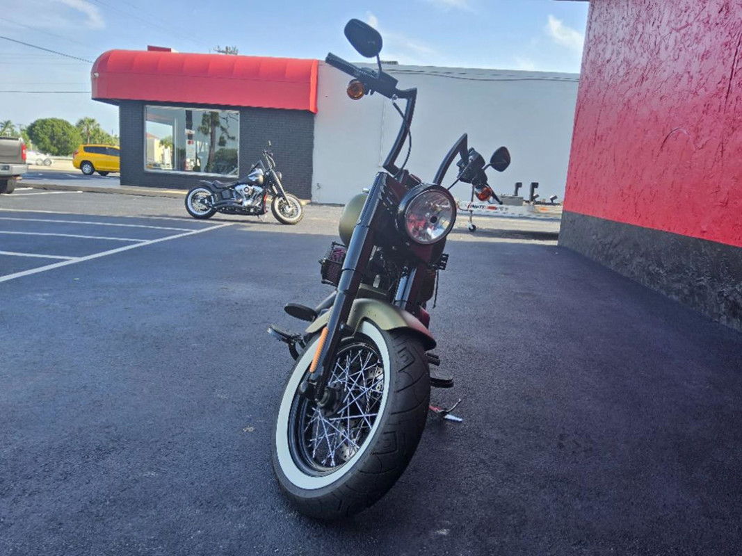 Softail® Slim® S