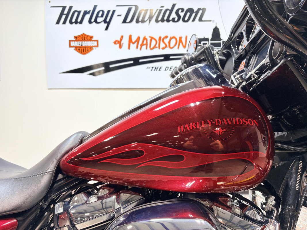 Street Glide® Special