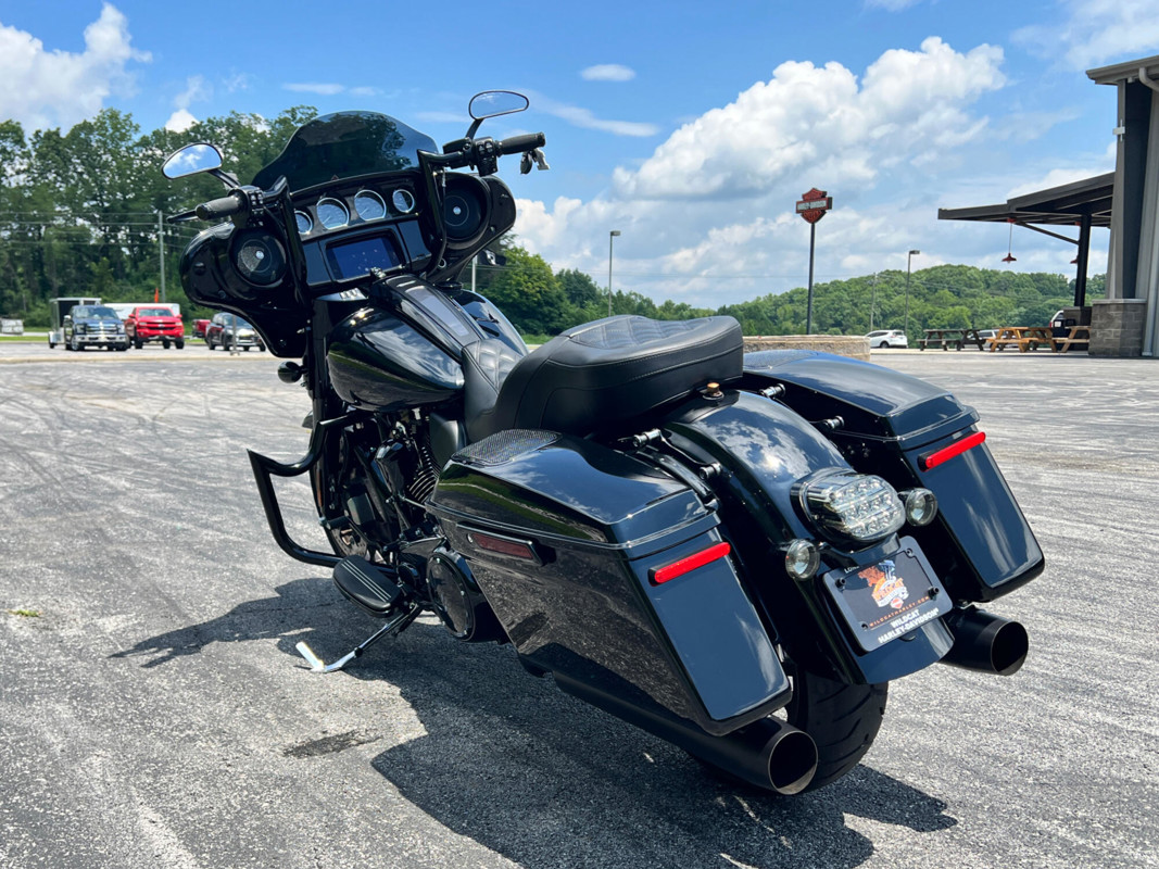 Street Glide® ST