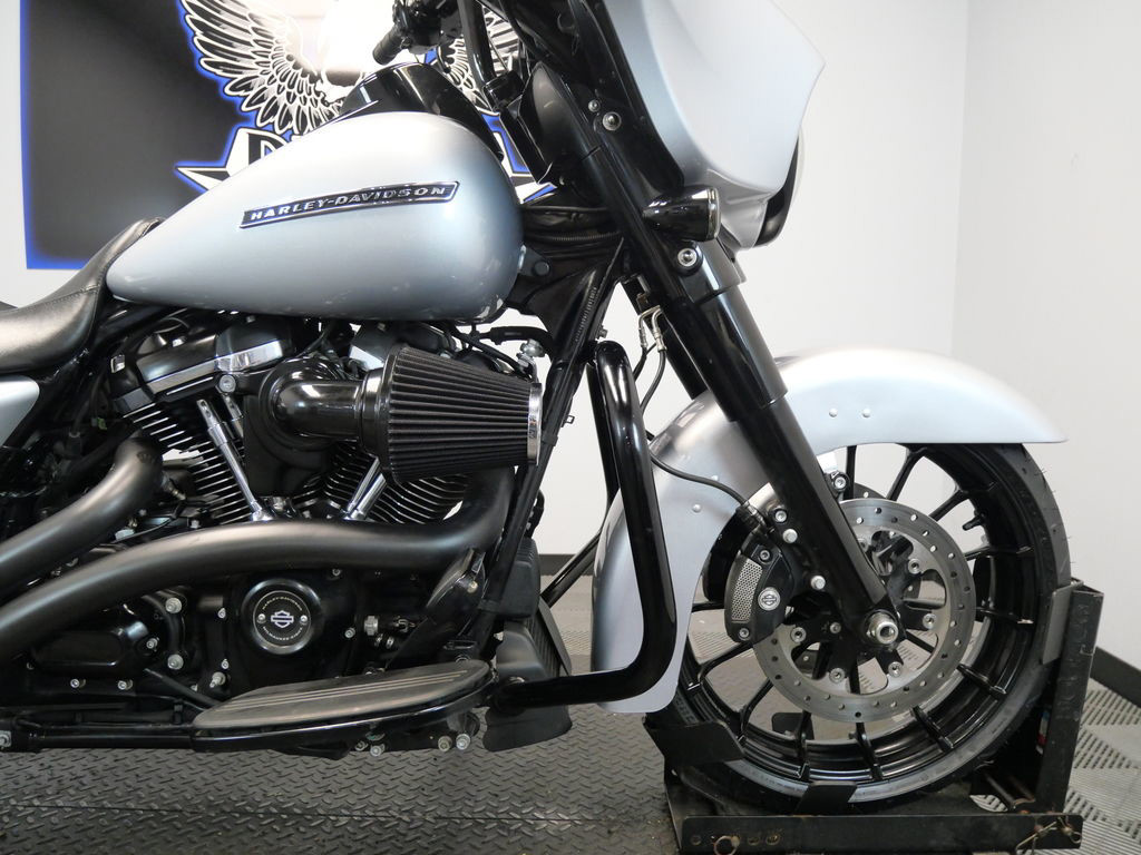 Street Glide® Special