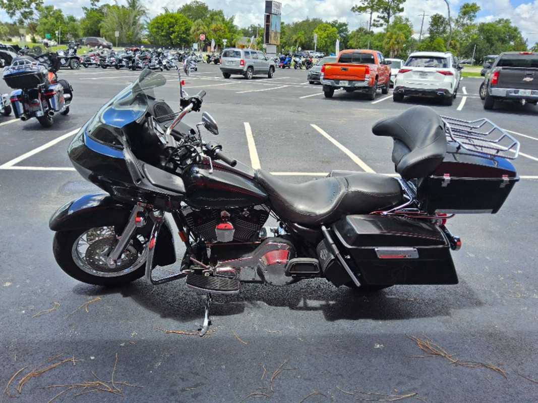 Road Glide®