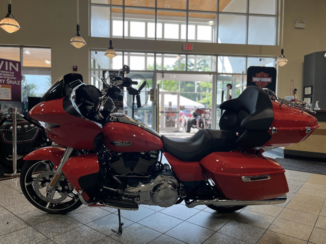Road Glide®