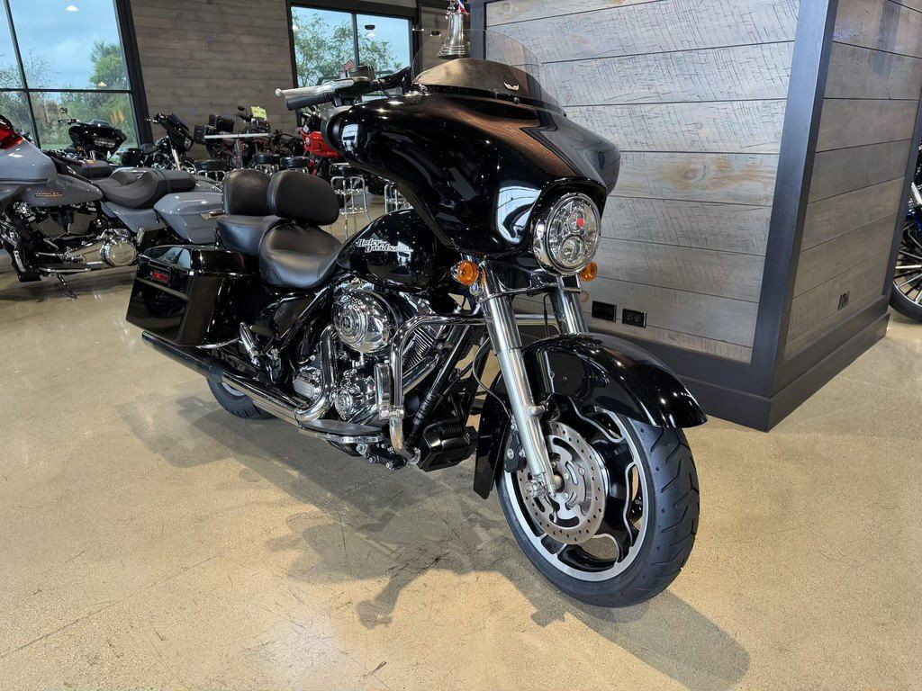 Street Glide®