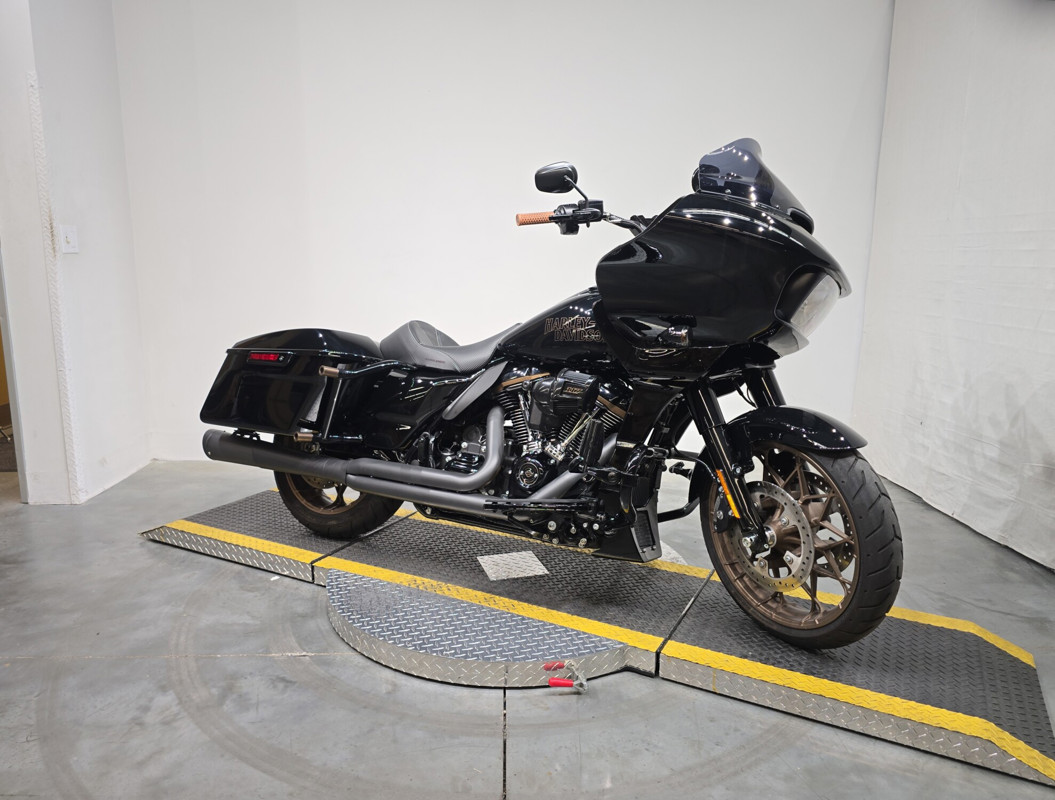 Road Glide® ST