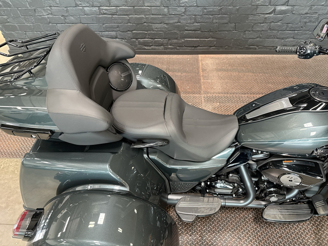 Street Glide® 3 Limited