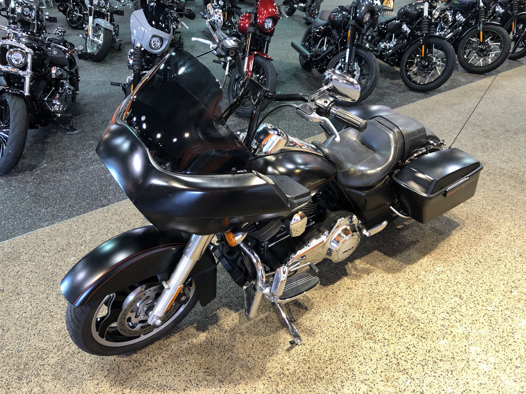 Road Glide® Custom