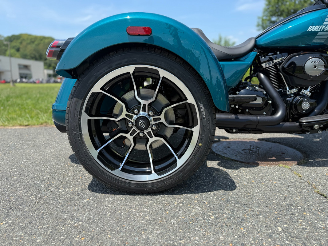 Road Glide® 3
