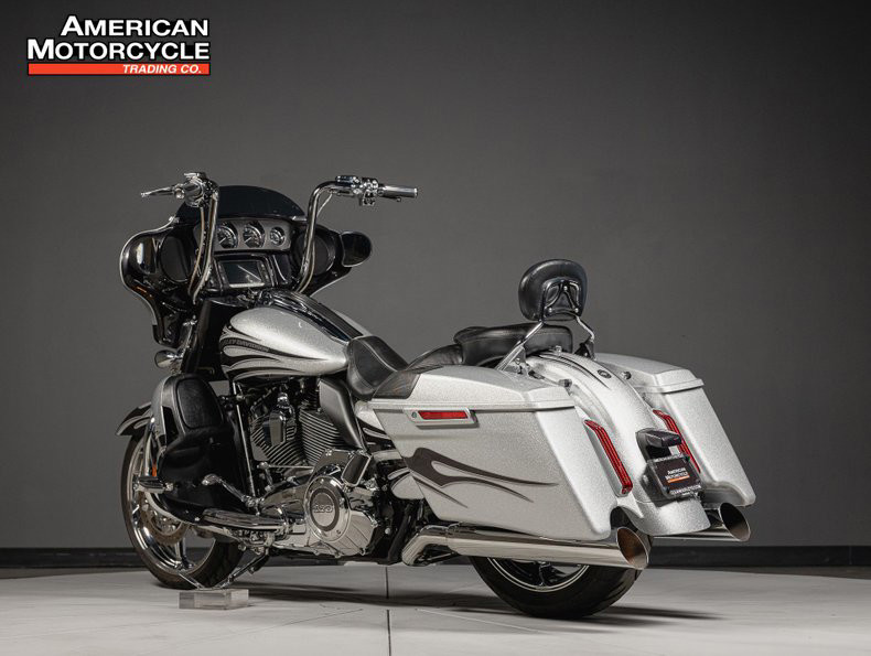 CVO® Street Glide®