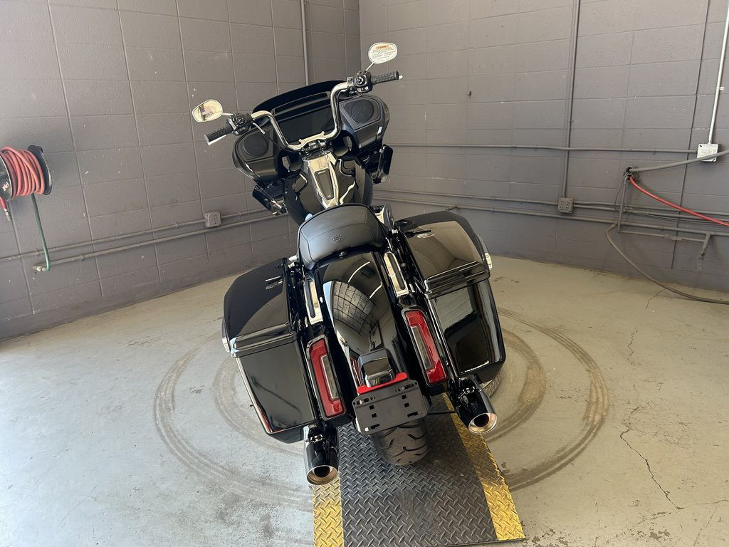 Road Glide®
