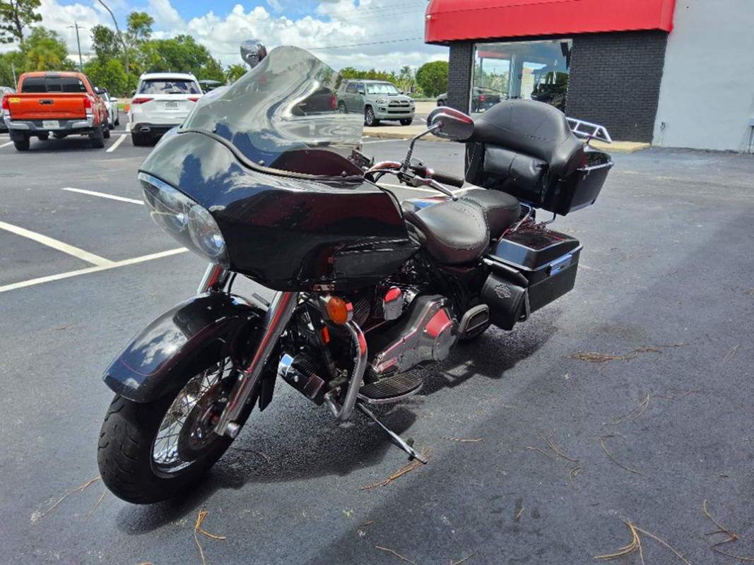 Road Glide®