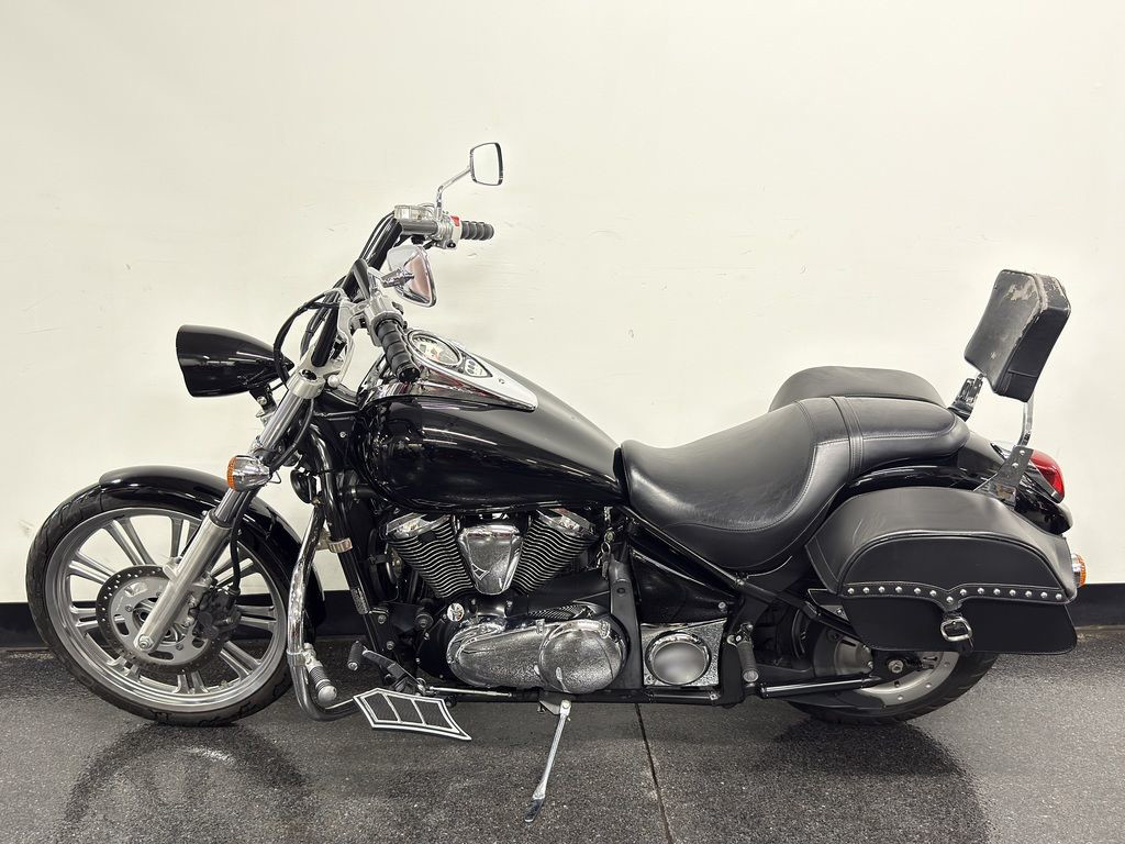 Vulcan 900 Custom