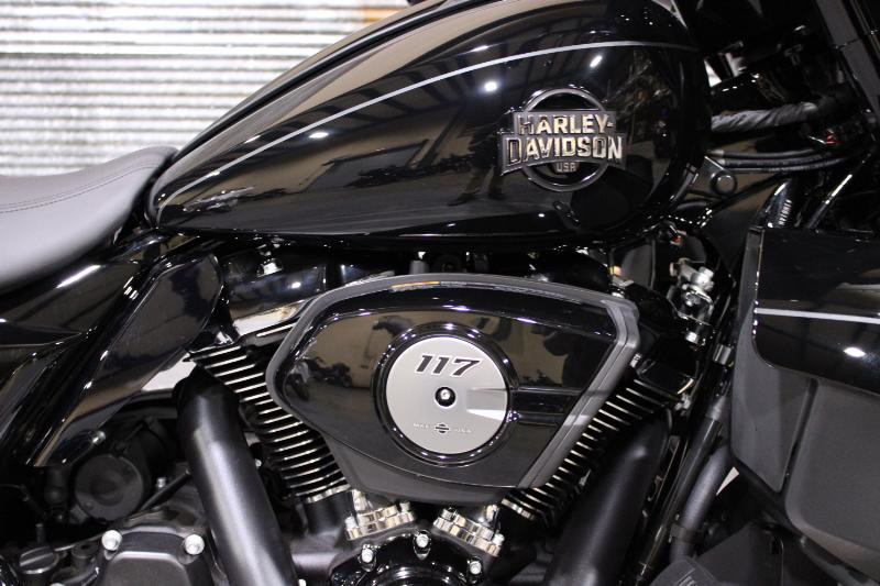 Street Glide® Limited