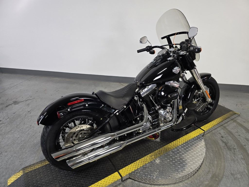 Softail® Slim®