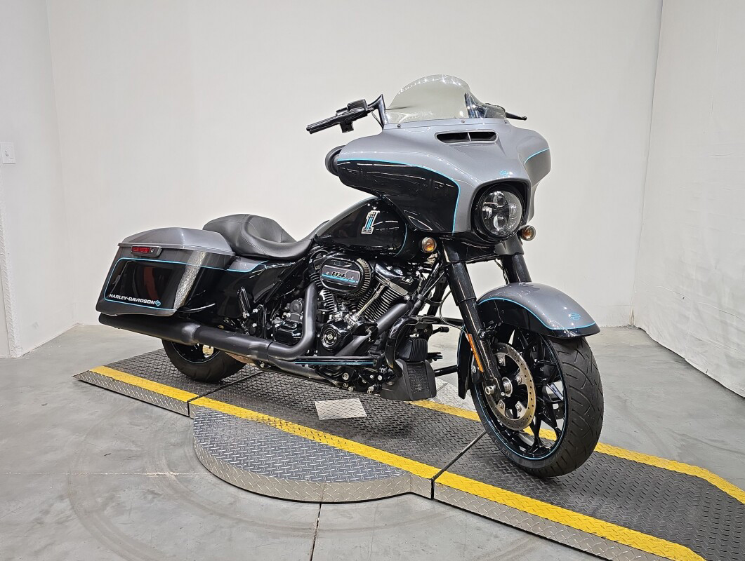 Street Glide® Special