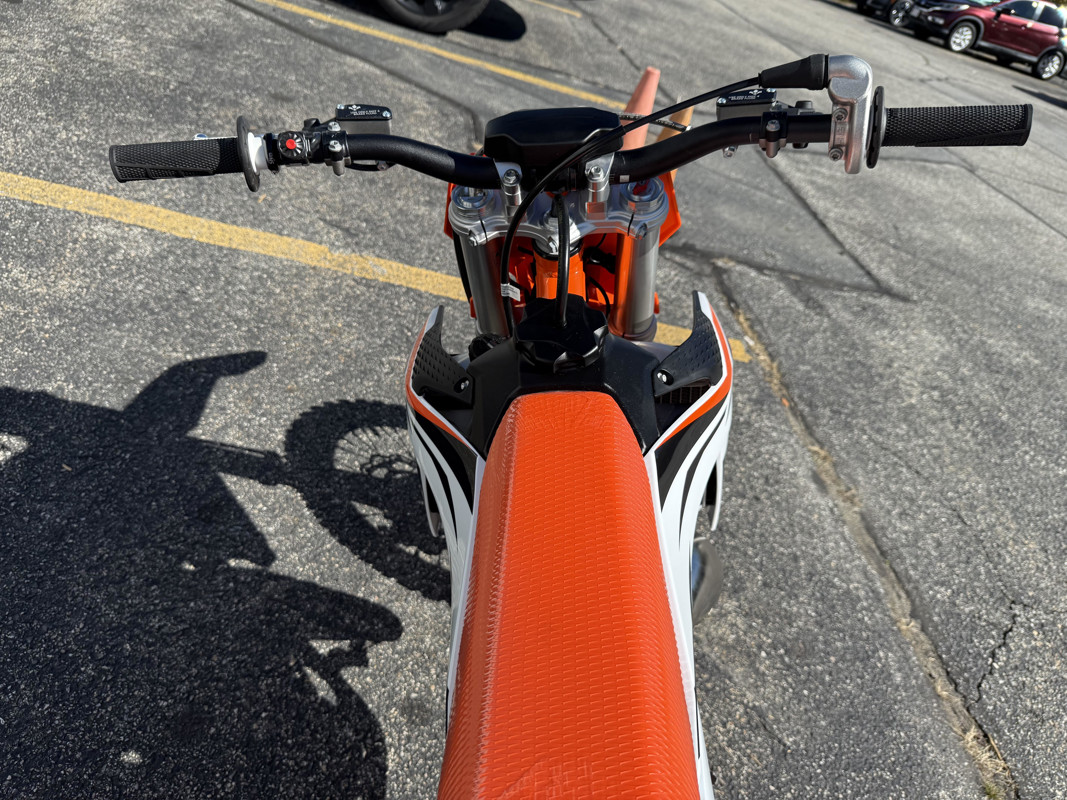 65 SX