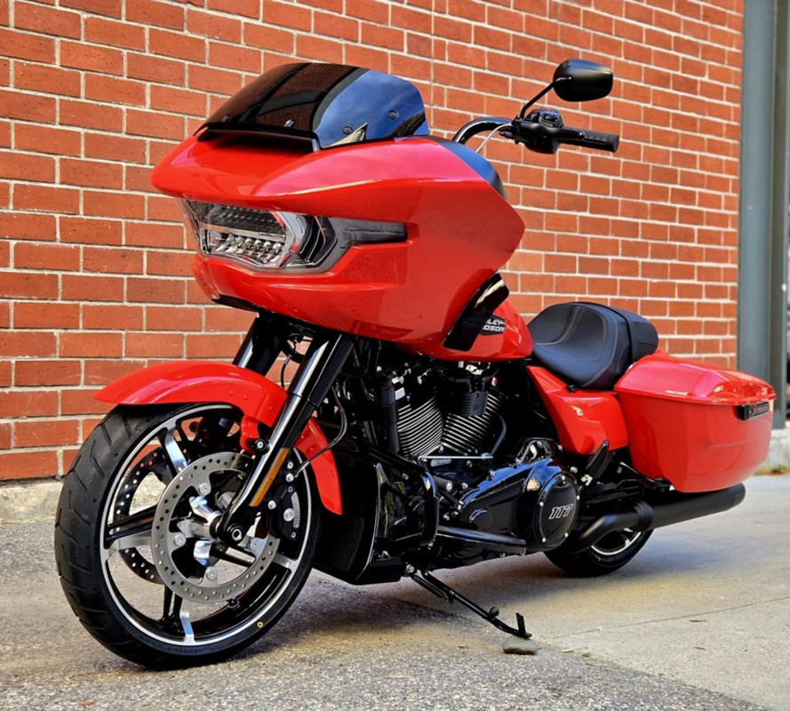 Road Glide®