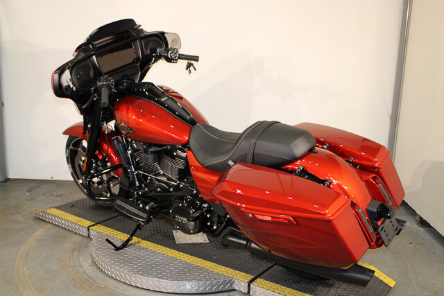 Street Glide®