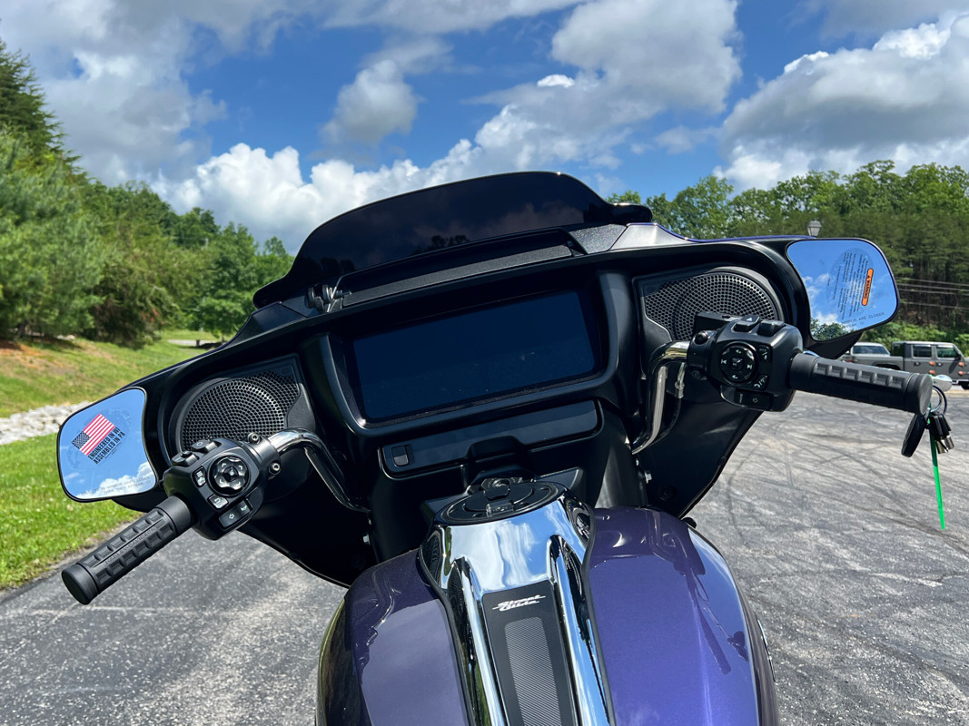 Street Glide®